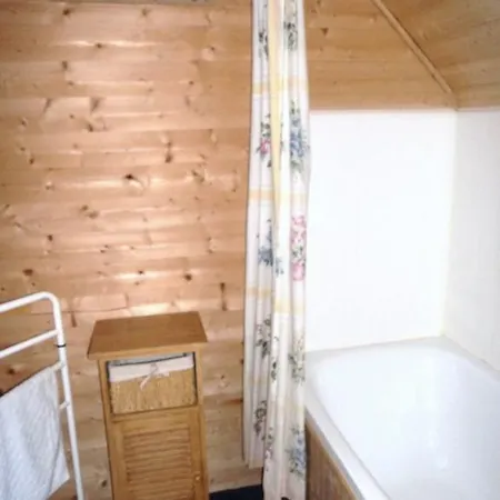 Maison-6pers-parkings Prives Dans Jardin Clos *