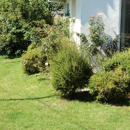 Maison-6pers-parkings Prives Dans Jardin Clos * Mouflers